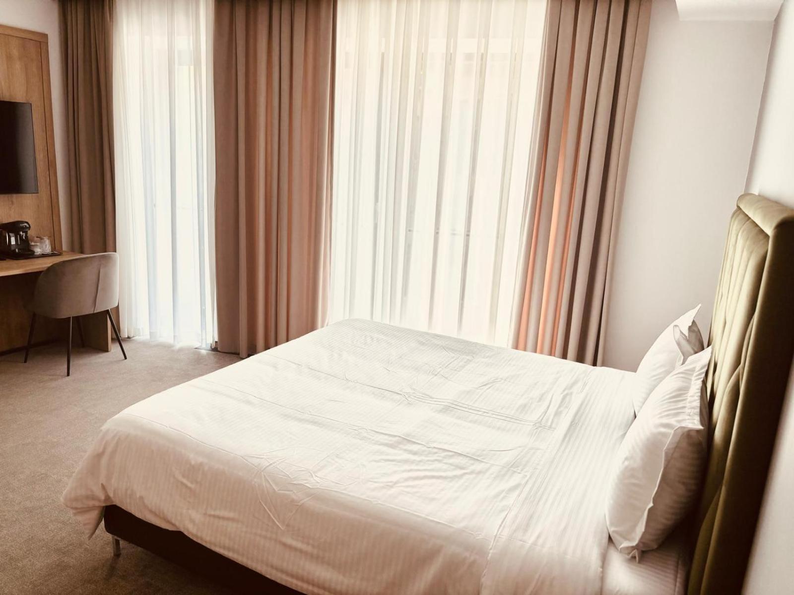 Cm111apparthotel Aparthotel