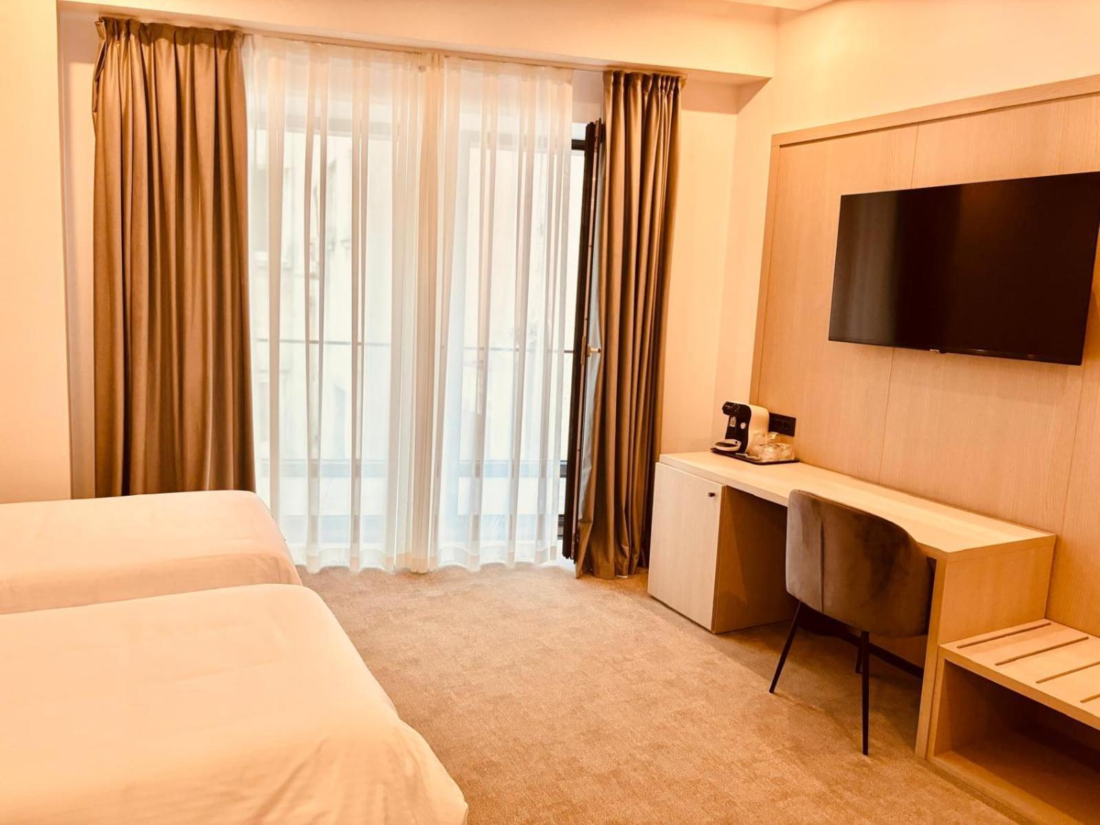 Cm111apparthotel Aparthotel