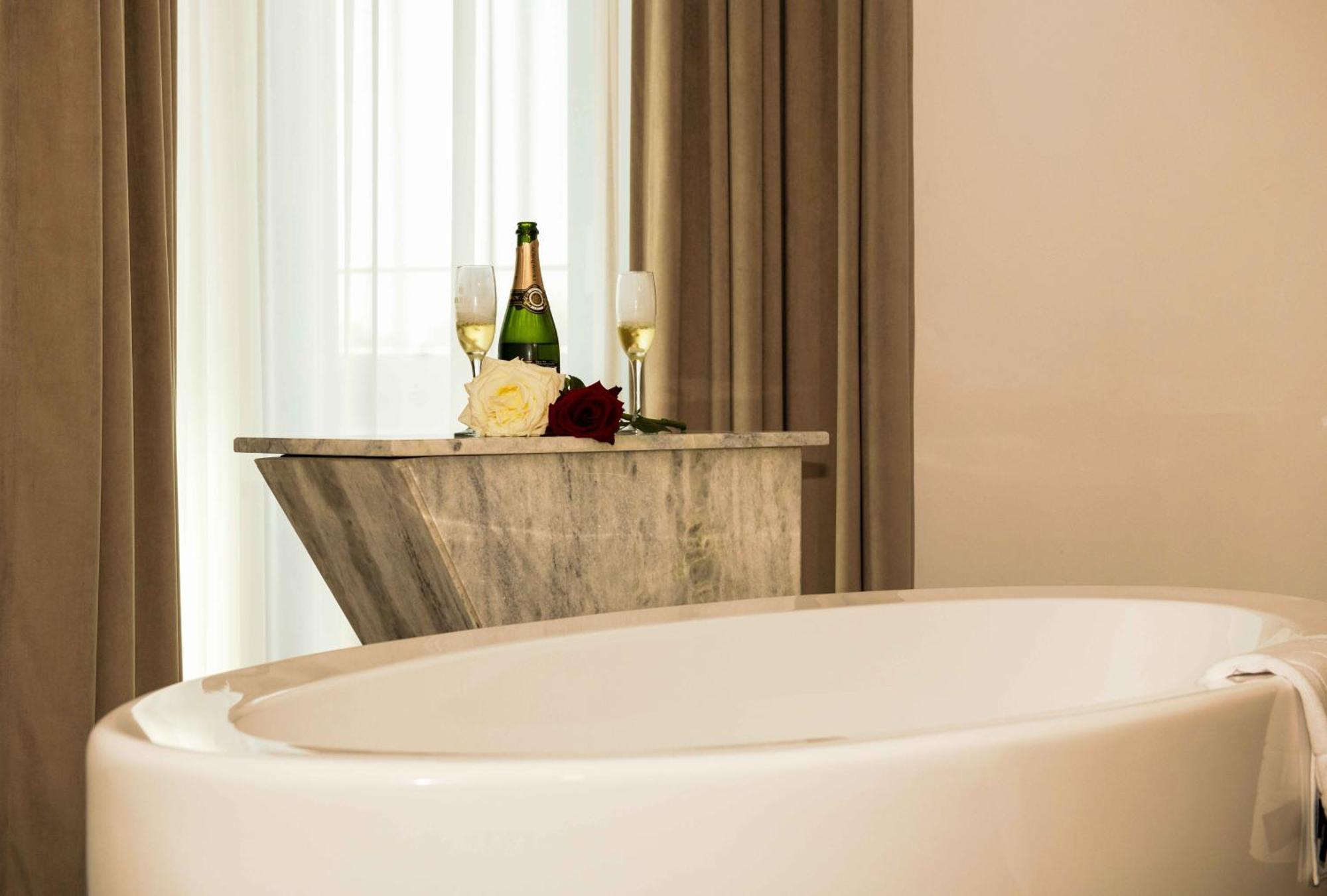 Cm111apparthotel 3*