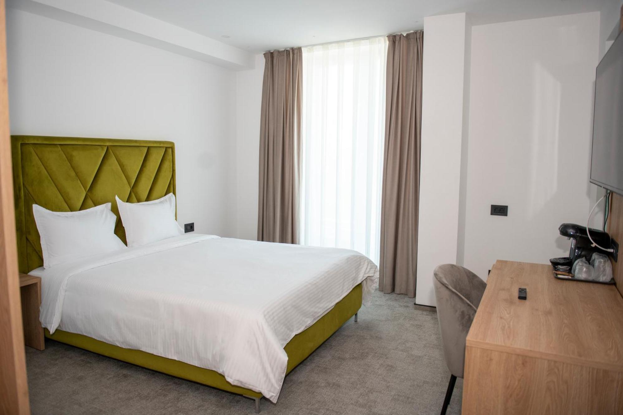 Cm111apparthotel 3*