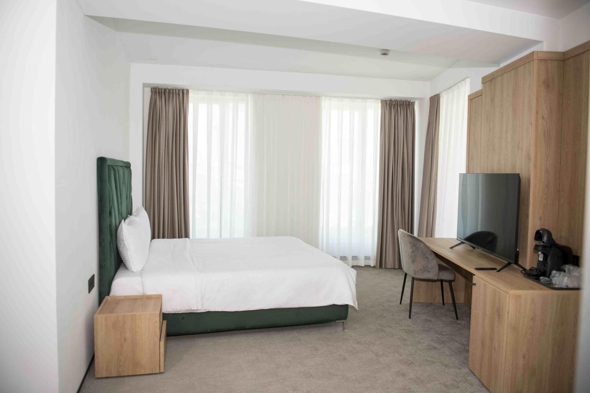 Cm111apparthotel 3*
